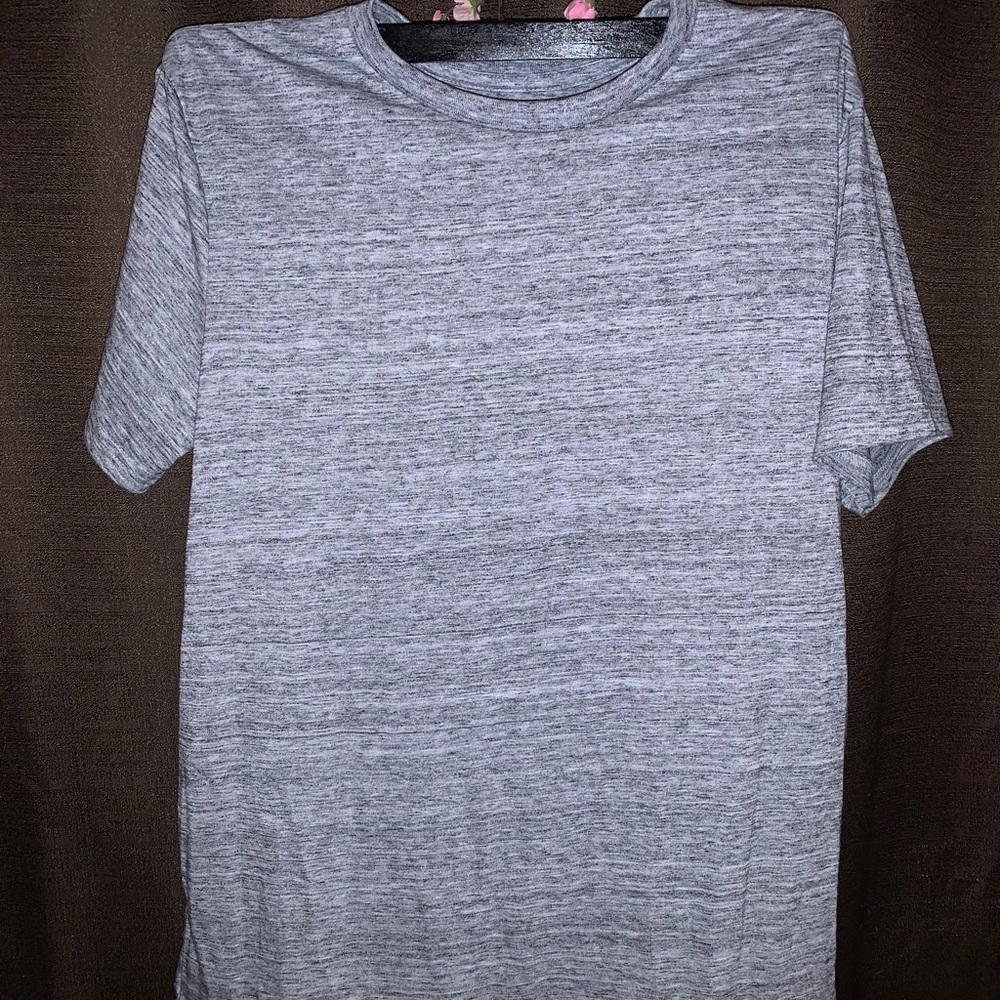 Men’s Urban Pipeline Super Soft Gray Tee